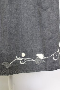 画像5: INGEBORG / ニットカメリア刺繍サイドベルトスカート  グレーＸ白 T-24-01-24-038-LO-SK-HD-ZT146