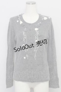 画像1: INGEBORG / カメリアニットカーディガン  グレーＸ白 T-24-02-04-019-LO-TO-HD-ZT254