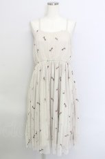 画像1: 【SALE】F&A / フラワー刺繍チュールキャミワンピース  アイボリー T-24-02-07-011-LO-OP-HD-ZT099 (1)