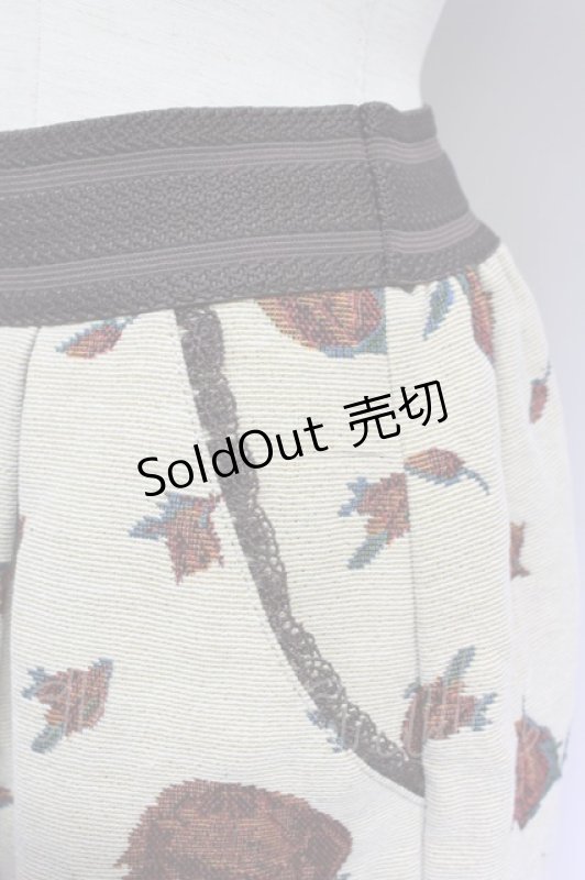 画像4: 【SALE】axes femme / クラシックローズゴブランスカート  ベージュ T-24-02-08-036-AX-SK-HD-ZT402 (4)