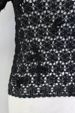 画像4: 【SALE】INGEBORG / フラワー透かしニットトップス  黒 T-24-02-18-036-LO-TO-HD-ZT360 (4)