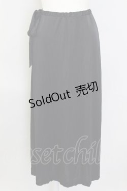 画像1: 【SALE】KANEKO ISAO / サテンスカート  黒 T-24-02-18-057-EL-SK-HD-ZT365