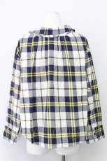 画像2: 【SALE】E hyphen world gallery MANIA / チェックプルブラウス  アイボリー×ネイビーチェック T-24-03-19-011-LO-TO-IG-ZT413 (2)