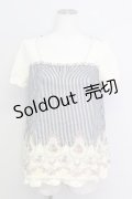 axes femme / 巻きバラ付きストライプ柄プルオーバー M 紺 T-24-06-13-005-AX-TO-SZ-ZT275