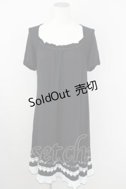 画像1: Ozz oneste /裾薔薇刺繍パフ袖ワンピース  黒 T-24-08-02-022-OO-OP-SZ-ZT337