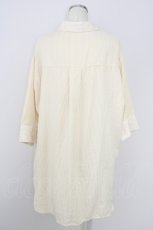 画像2: 【SALE】axes femme / レース使いストライプシャツ  イエロー T-24-09-04-003-AX-BL-AS-ZT106 (2)