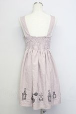 画像2: 【SALE】Fi.n.t / 香水瓶プリントジャンパースカート  くすみピンクＸ黒 T-24-10-31-031-CA-OP-HD-ZT330 (2)