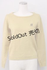 F i.n.t / 兵隊刺繍ニット  マスタード T-24-12-02-031-CA-TO-SA-ZT357