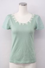 画像1: 【SALE】F i.n.t / フラワーモチーフ&シースルー袖トップス  グリーン T-24-12-13-004-CA-TO-HD-ZT104 (1)