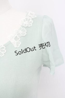 画像4: 【SALE】F i.n.t / フラワーモチーフ&シースルー袖トップス  グリーン T-24-12-13-004-CA-TO-HD-ZT104