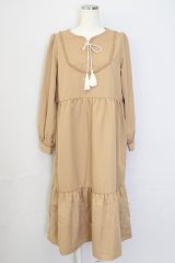 axes femme / キルティングブロッキングワンピース  ベージュ T-25-01-18-022-AX-OP-SA-ZI