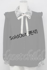 Rojita / レース配色シャツカラーブラウス  黒 T-25-01-24-007-LO-BL-SA-ZT390