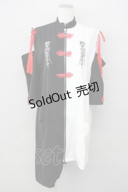 画像1: LISTEN FLAVOR / チャイナタッセルリボン2カラーワンピース  黒Ｘ白Ｘ赤 T-25-01-24-014-PU-OP-SA-ZT330