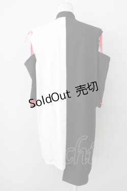 画像2: LISTEN FLAVOR / チャイナタッセルリボン2カラーワンピース  黒Ｘ白Ｘ赤 T-25-01-24-014-PU-OP-SA-ZT330