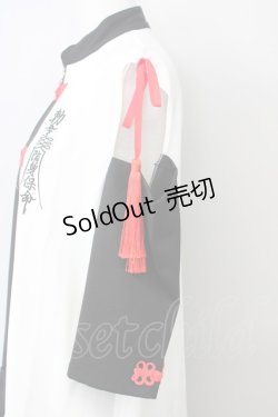 画像3: LISTEN FLAVOR / チャイナタッセルリボン2カラーワンピース  黒Ｘ白Ｘ赤 T-25-01-24-014-PU-OP-SA-ZT330