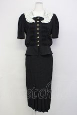 画像1: 【SALE】INGEBORG / レース襟&リボン半袖ブラウス&プリーツスカートセットアップ  ブラック T-25-01-29-029-LO-BL-SA-ZT377 (1)