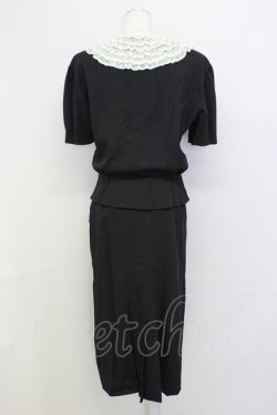 画像2: INGEBORG / レース襟&リボン半袖ブラウス&プリーツスカートセットアップ  ブラック T-25-01-29-029-LO-BL-SA-ZT377