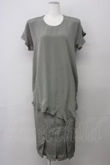 INGEBORG / ドット柄セットアップ  グレー T-25-01-31-013-LO-JA-SA-ZT374