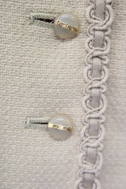 画像6: INGEBORG / チェーン付き半袖ノーカーラージャケット  ベージュ T-25-01-31-014-LO-JA-SA-ZT374