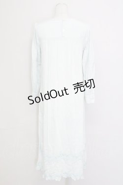 画像2: Cherir la femme / バスケット刺繍長袖ワンピース  サックス T-25-02-21-020-LO-OP-SA-ZI
