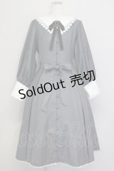 Faeriesdaffodil（海外ロリータブランド） / 襟刺繍長袖ワンピース XL グレーＸ白 T-25-02-21-025-LO-OP-SA-ZI
