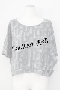 Q-pot. / ユニクロコラボ半袖カットソー  グレー T-25-02-21-007-QP-TO-SA-ZI