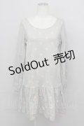 MILK / UTコラボドットワンピース  グレー T-25-03-08-025-ML-OP-SA-ZI