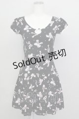 MILK / シルエットRibbonワンピース  黒Ｘピンク T-25-03-08-027-ML-OP-SA-ZI