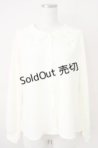 F i.n.t / マーガレットカットワークブラウス  アイボリー T-25-03-14-009-CA-BL-SA-ZT
