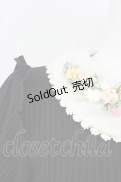 画像3: axes femme POETIQUE / フラワーリボン刺繍襟プルオーバー  黒Ｘアイボリー T-25-03-15-020-AX-TO-SA-ZT