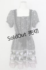 axes femme / ストライプローズptシフォンワンピース M ブラック T-25-03-15-021-AX-OP-SA-ZT