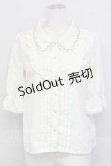 axes femme / 薔薇モチーフ付きブラウス  アイボリー T-25-03-15-002-AX-BL-SA-ZT
