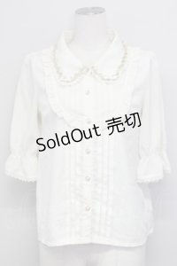 axes femme / 薔薇モチーフ付きブラウス  アイボリー T-25-03-15-002-AX-BL-SA-ZT