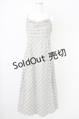 an another angelus / ギャザーデザインチェック柄キャミワンピース  ブラウンチェック T-25-03-17-015-CA-OP-SA-ZI
