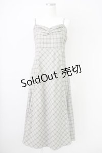 an another angelus / ギャザーデザインチェック柄キャミワンピース  ブラウンチェック T-25-03-17-015-CA-OP-SA-ZI