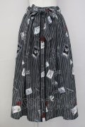 axes femme / ボン・ヴォヤージュ柄スカート  黒 T-25-03-20-022-AX-SK-SA-ZT058