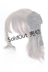 Triple fortune / ローズタッセルリボンクリップ  黒 T-25-03-21-025-EL-AC-SA-ZI