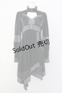 Rozen Kavalier / 鍵チャーム付きチョーカーワンピース  ブラック T-25-03-21-007-OO-OP-SA-ZI