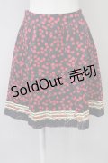 Franche Lippee / チェリー柄スカート  黒Ｘ赤 T-25-03-26-026-LO-SK-SA-ZI