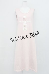 WONDERFUL WORLD / ロゴpt&ワッペン付きジャンパースカート  ピンク T-25-03-27-023-LO-OP-SA-ZI