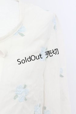 画像4: an another angelus / バラ刺繍シースルーブラウス  オフホワイト T-25-03-30-007-CA-BL-SA-ZT