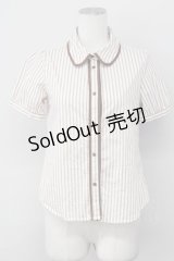 F i.n.t / ストライプ丸襟半袖ブラウス  ブラウン T-25-03-30-009-CA-BL-SA-ZT089