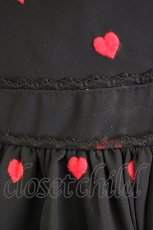 画像8: Angelic Pretty / Petit Heartジャンパースカート  黒ｘ赤 T-25-04-20-002-AP-OP-SA-ZI (8)