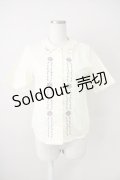 Fi.n.t / フロント小花刺繍ブラウス  アイボリー T-25-04-21-004-CA-BL-SA-ZI