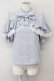 画像1: LOLITAその他(お買取対象外) / リボンレースオフショルブラウス  サックスＸ白 T-25-04-23-005-LO-BL-SA-ZT (1)