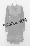 Amavel / クロス刺繍ワンピース  黒Ｘ白 T-25-04-23-008-CA-OP-SA-ZI