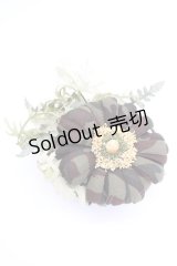 WONDERFUL WORLD / 迷彩マーガレットコサージュ  グリーン T-25-04-25-001-LO-ZA-SA-ZT