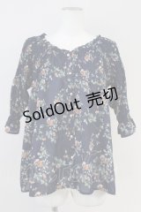 axes femme POETIQUE / ドロップショルダーフリルブラウス  ネイビー T-25-05-16-005-AX-BL-SA-ZI