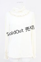 axes femme / パール付きハイネックカットソー  アイボリー T-25-05-16-008-AX-TO-SA-ZI