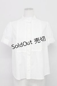 Jane Marple / 立襟半袖ピンタックヨークブラウス  白 T-25-06-06-003-JM-BL-SA-ZT